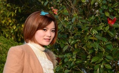 双腿扒开调教羞辱奶头